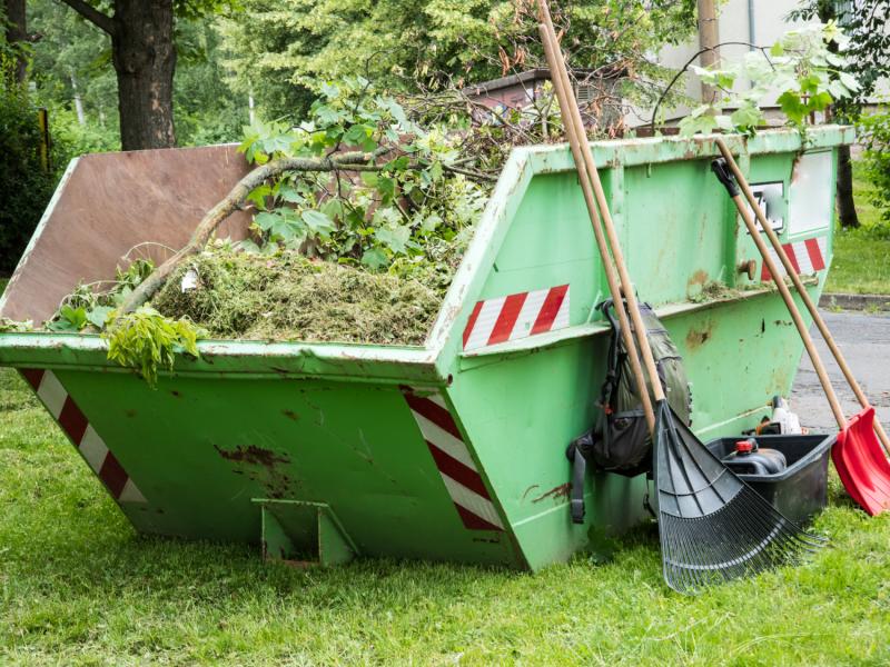 Benefits of Professional Garden Waste Removal Services